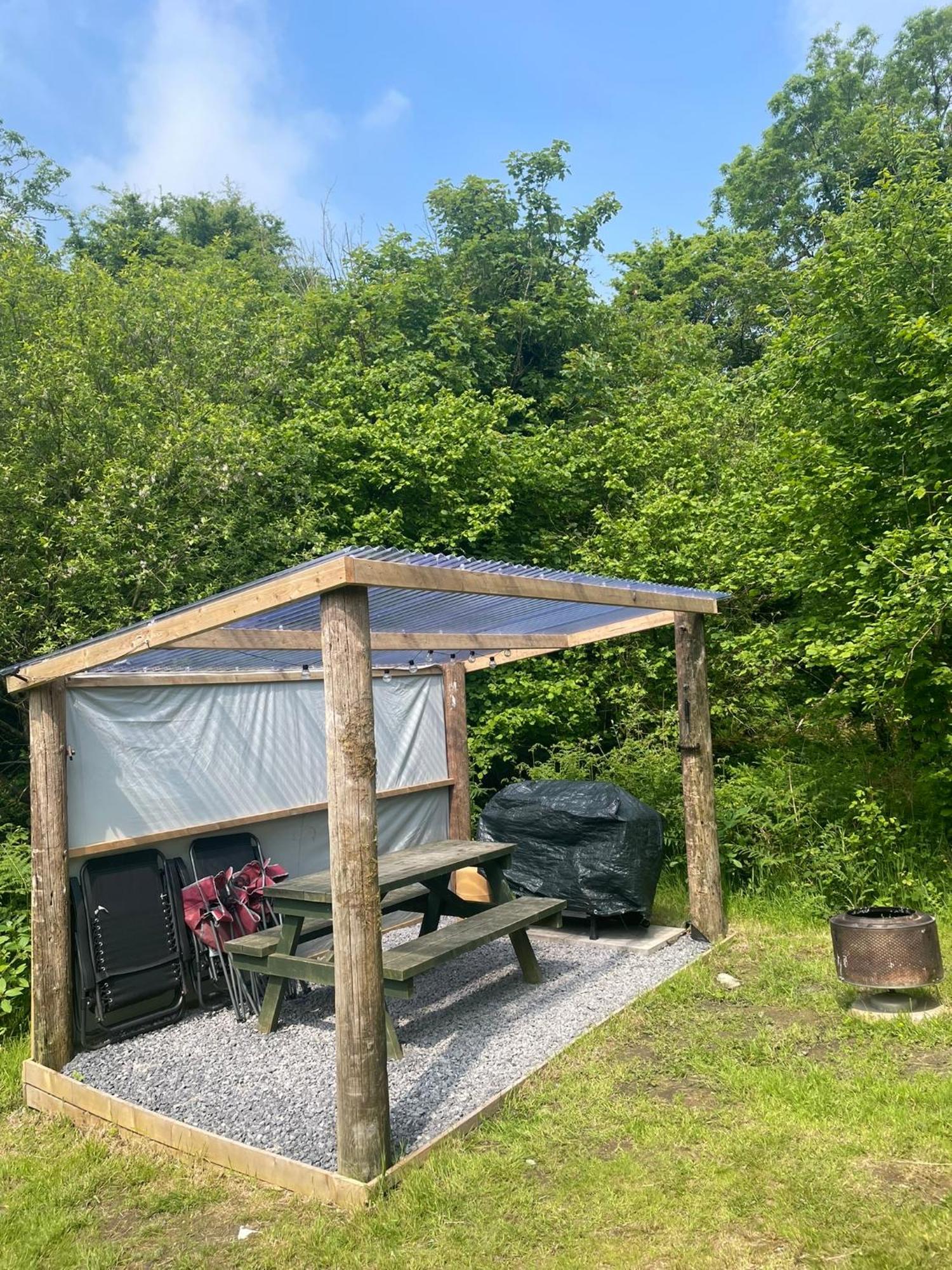 מלון קארמרת'ן Robin Goch Retreat מראה חיצוני תמונה